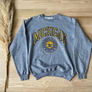 Vintage University of Michigan Crewneck Sweatshirt | Size Medium